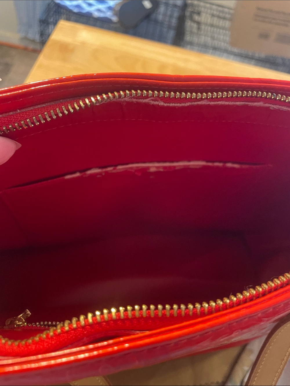 Louis Vuitton Red Vernis Patent Tote with Tan Vachetta Handles - Picture 13 of 15